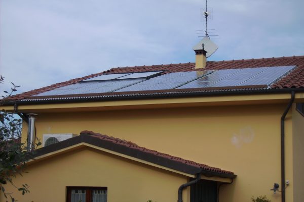 How to glue solar panel to roof